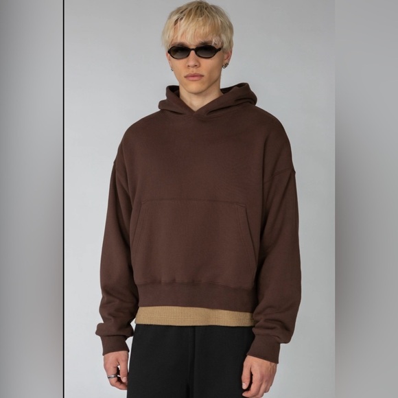 Zara Sweaters - ZARA brown, cropped hoodie SIZE  L sporty